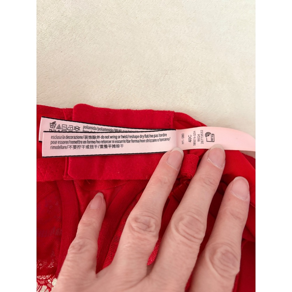 Victoria's Secret Dream Angels Red Lace Unlined Underwire Bra 40C 385074-QD4 - Picture 9 of 10